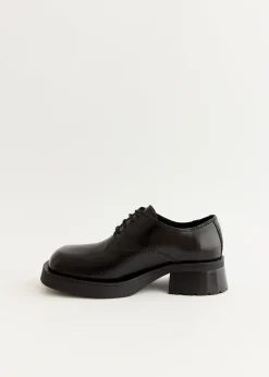 Althea Brogues