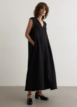 Beck Sleeveless Volume Dress