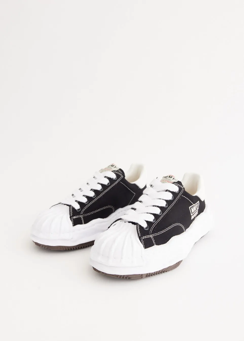 Blakey Low Top Sneakers