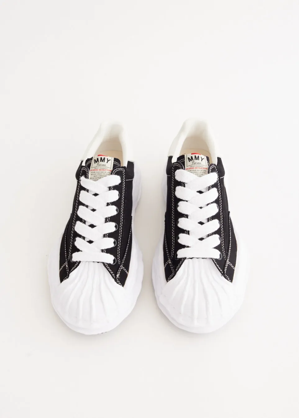 Blakey Low Top Sneakers