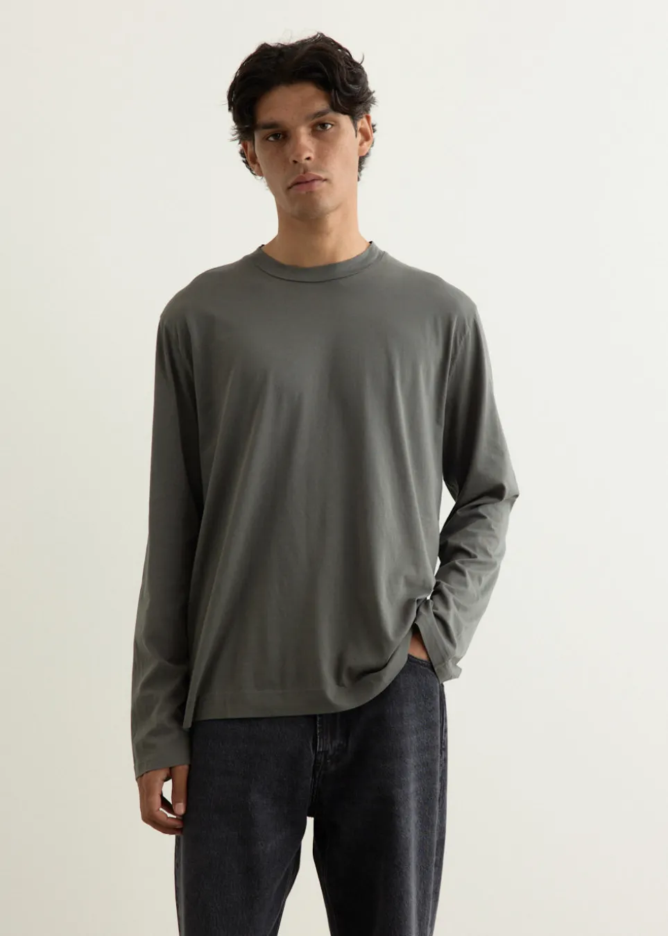 Box Longsleeve T-Shirt