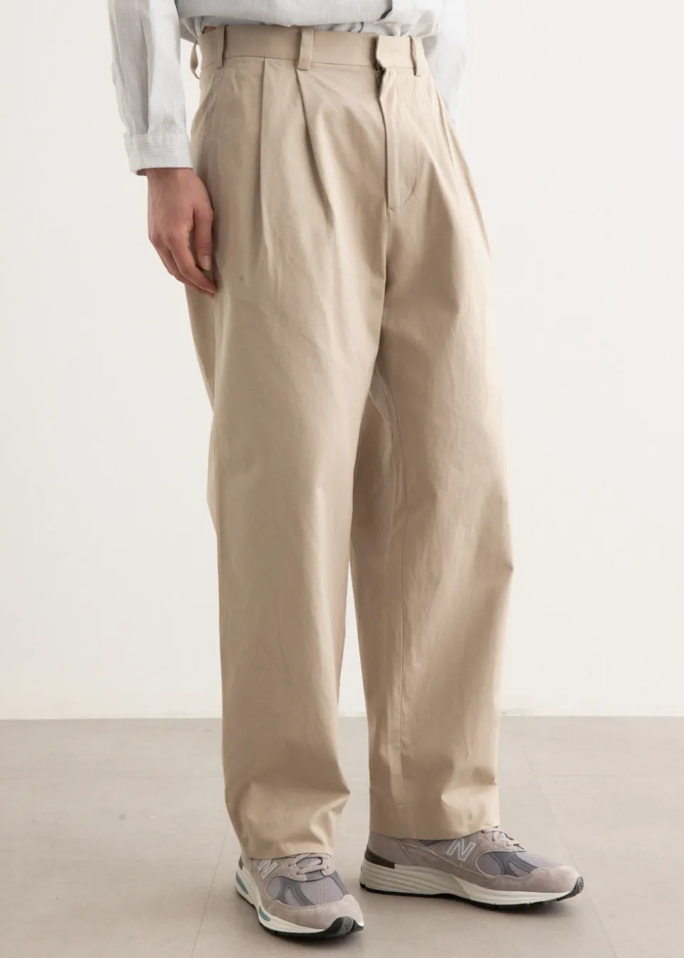 Chino Cloth Two Tuck Straight Pants