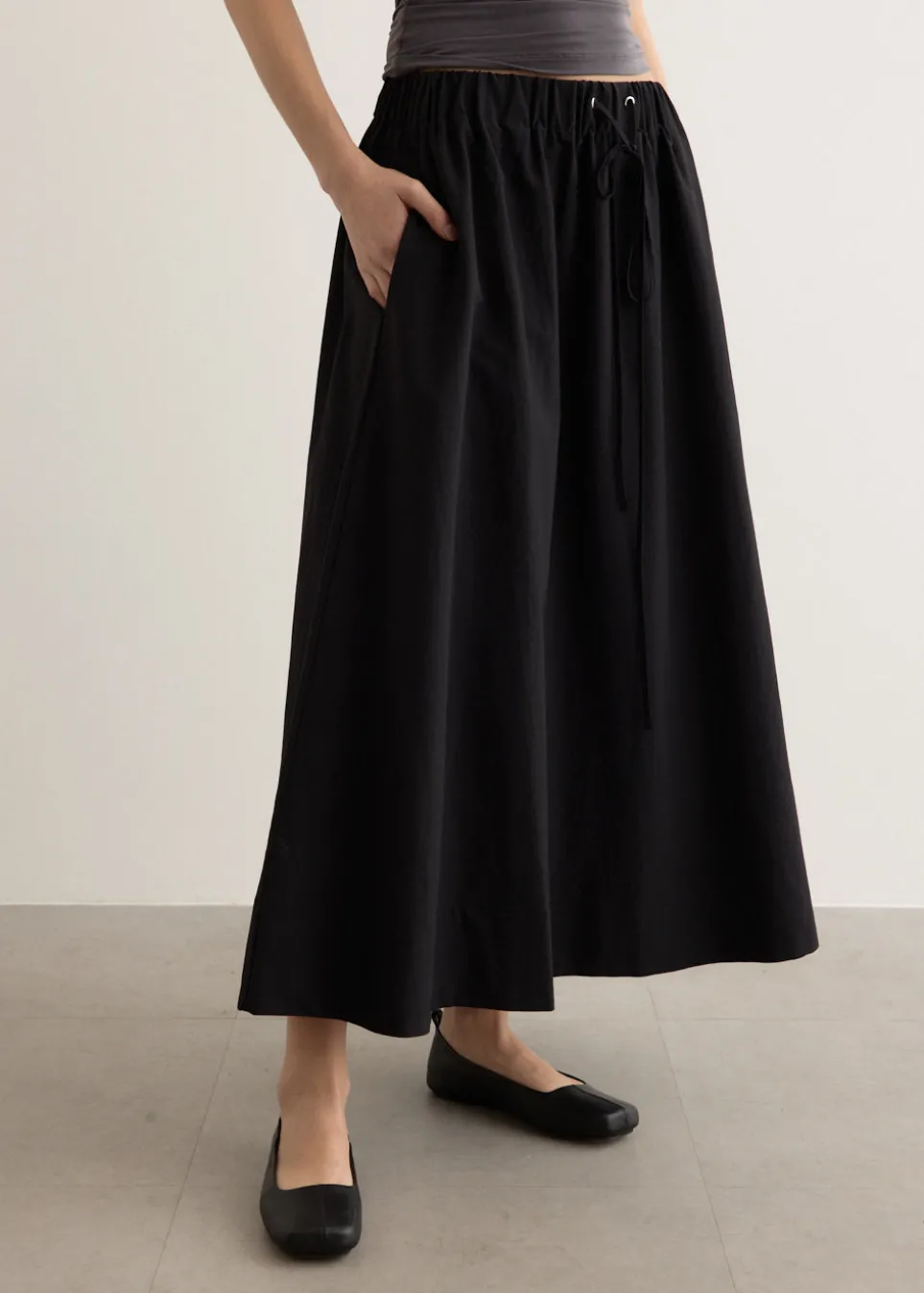 Choir Bubble Midi Skirt