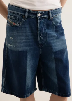 DE-SIRE-SHORT Short Pants