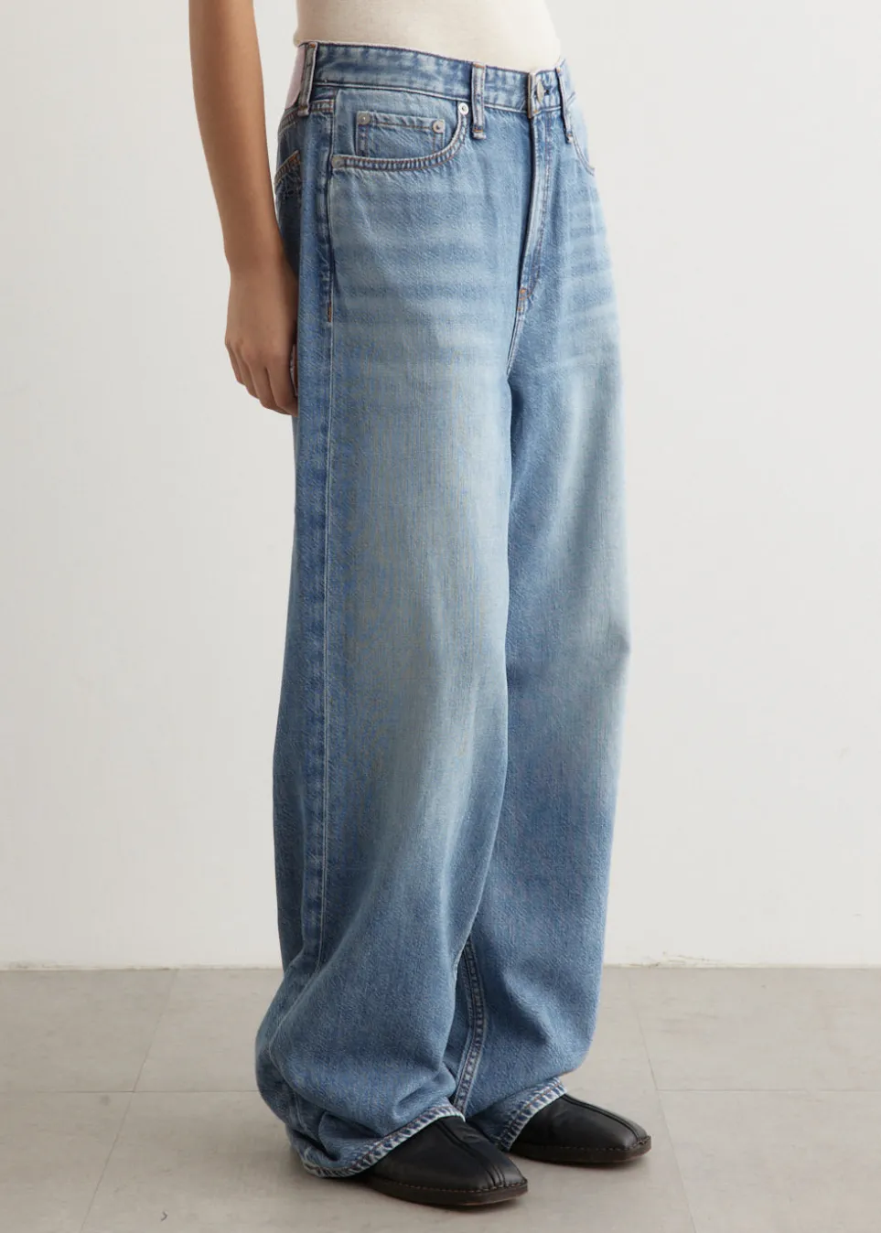 Featherweight Logan Jeans