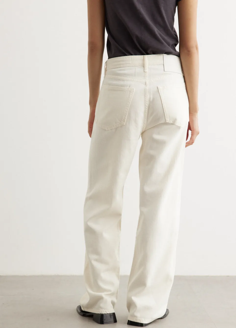 Featherweight Logan Jeans