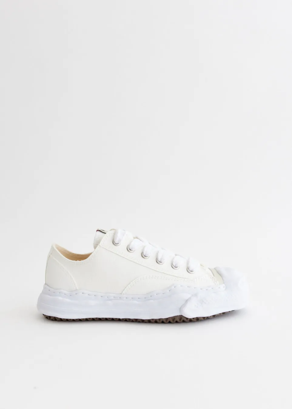 Hank Low Canvas Low Top Sneakers