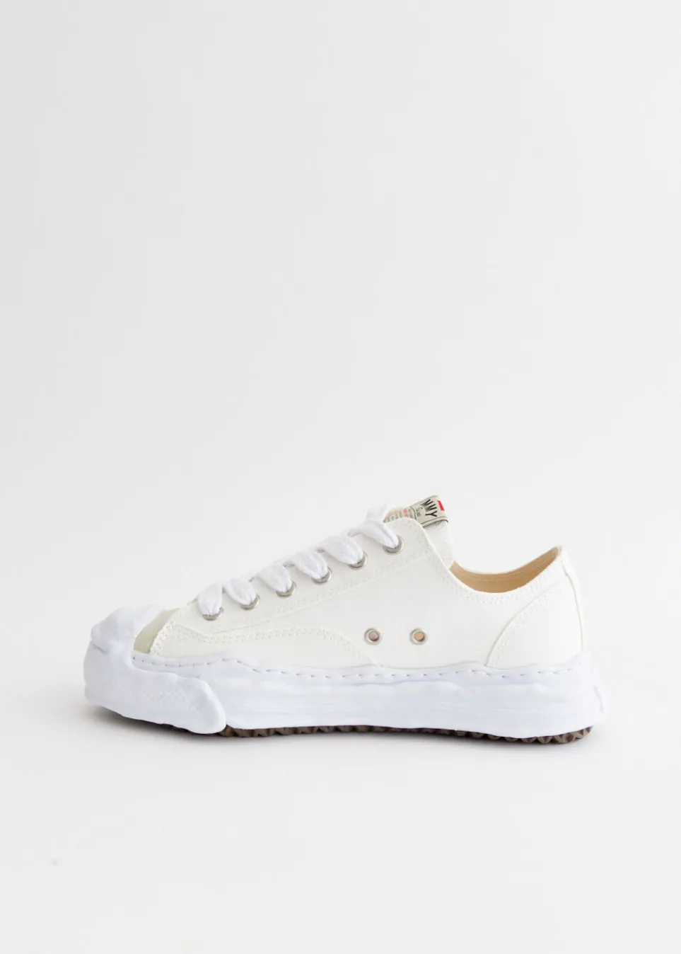 Hank Low Canvas Low Top Sneakers