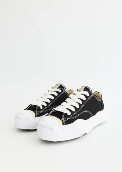Hank Low Top Sneakers
