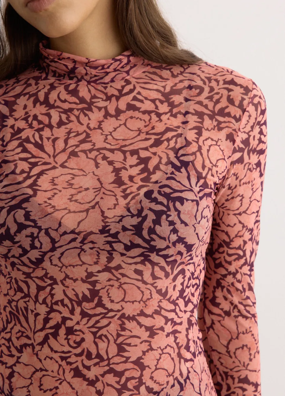 Hoyser Turtleneck Top