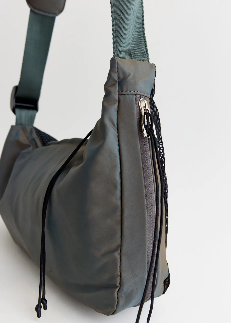 Keyhole Expandable Sling Bag
