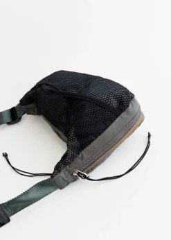 Keyhole Expandable Sling Bag