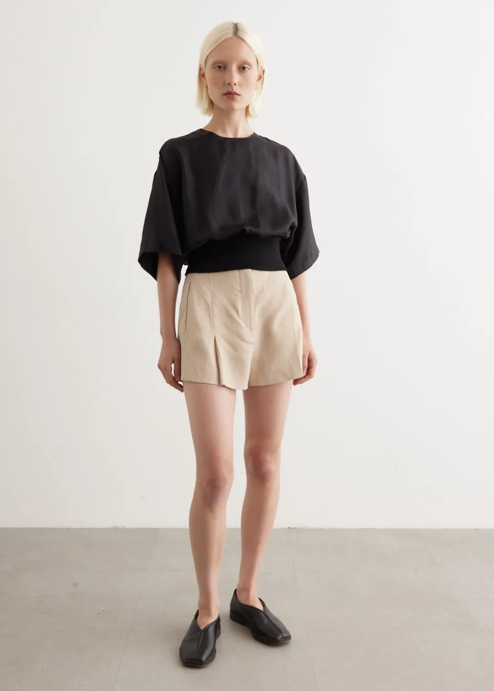 Linea Pleat Shorts