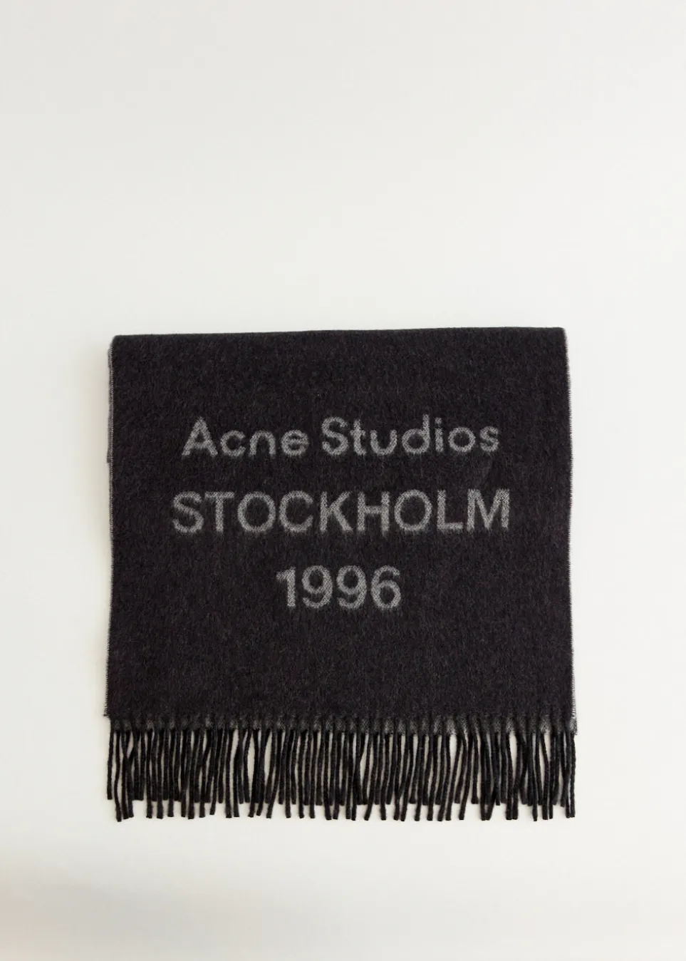 Logo Scarf