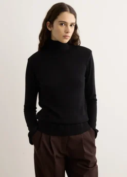 Ria Turtleneck