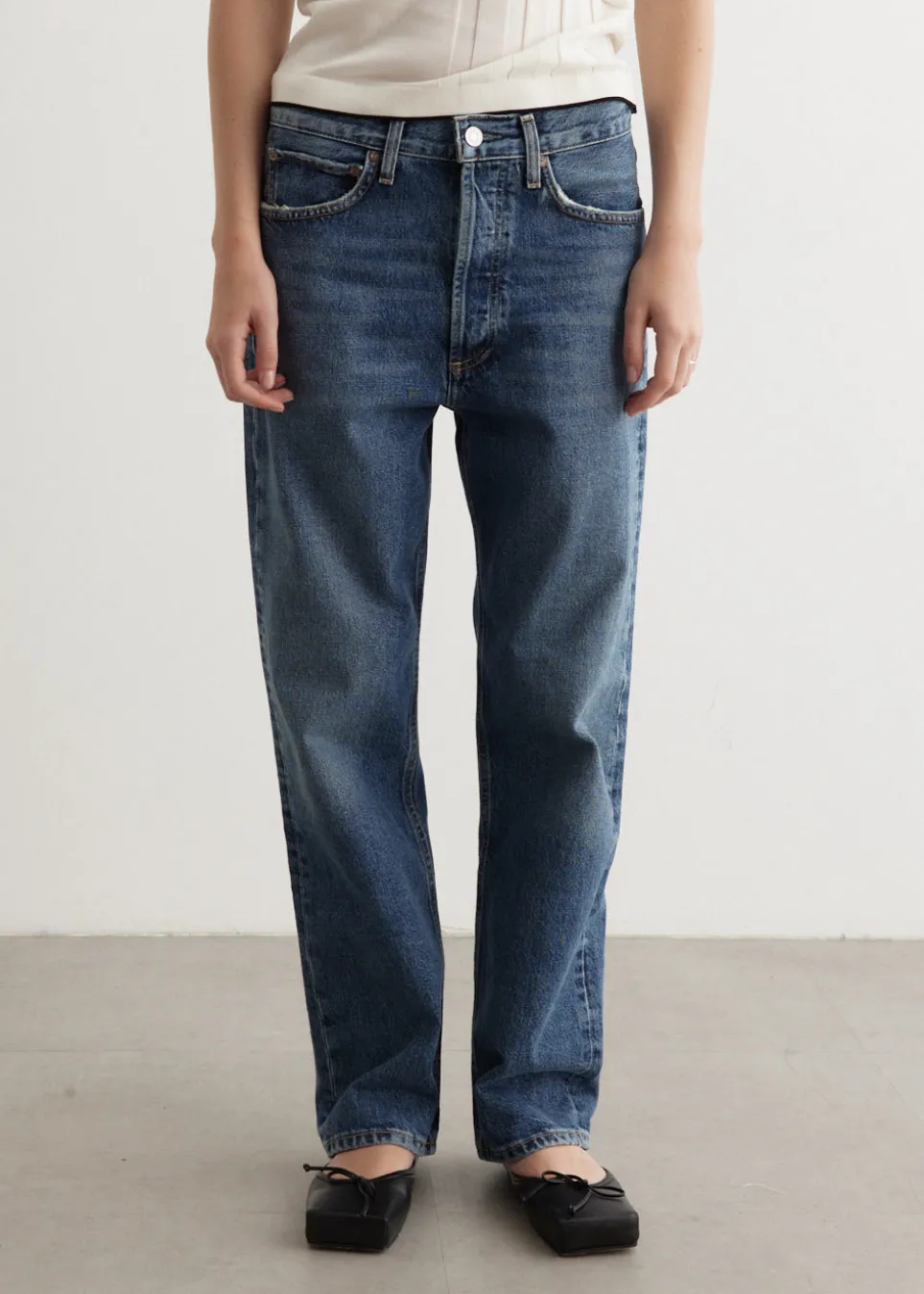 90's Mid Rise Straight Jeans