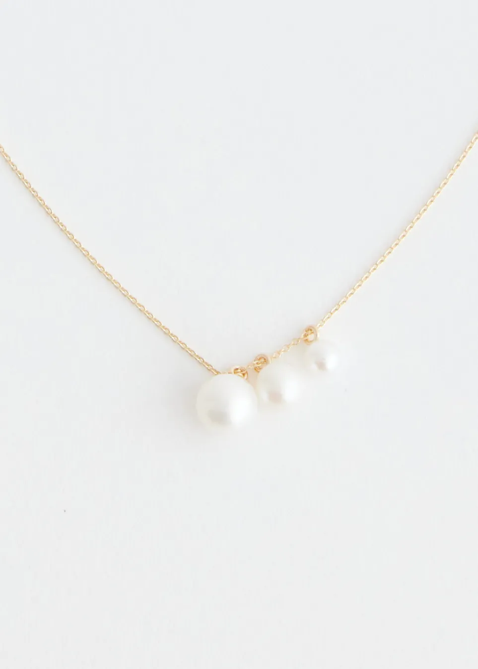 Stella Pearls Necklace