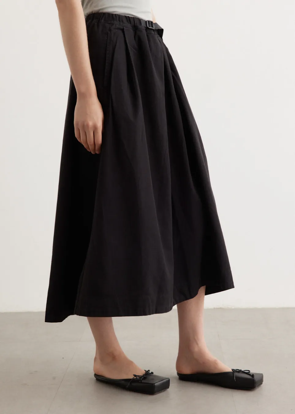 Talecut Skirt