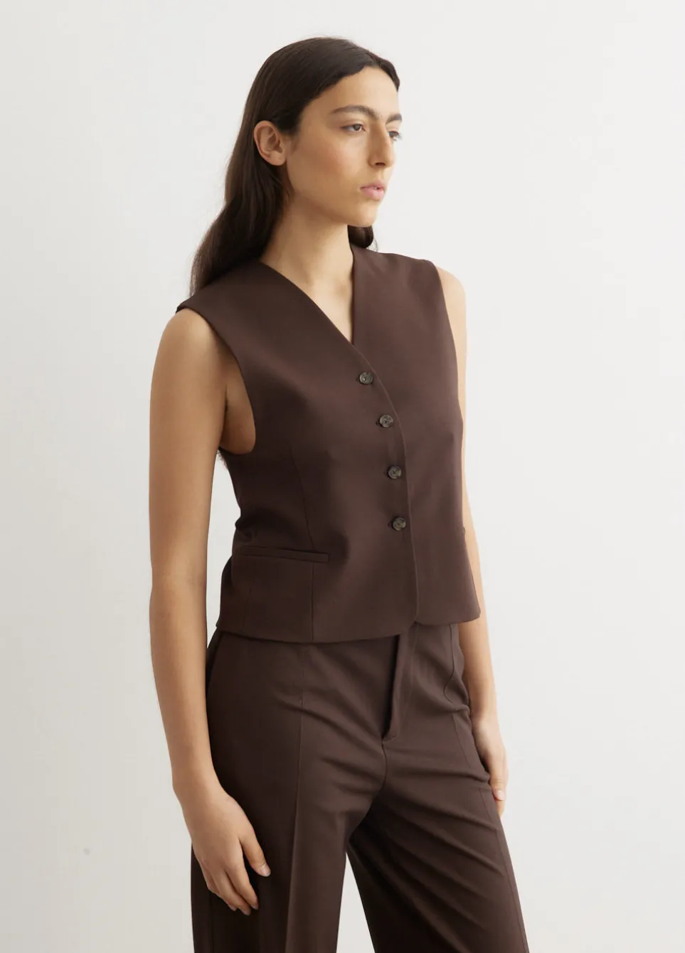 Teora Sleeveless Vest