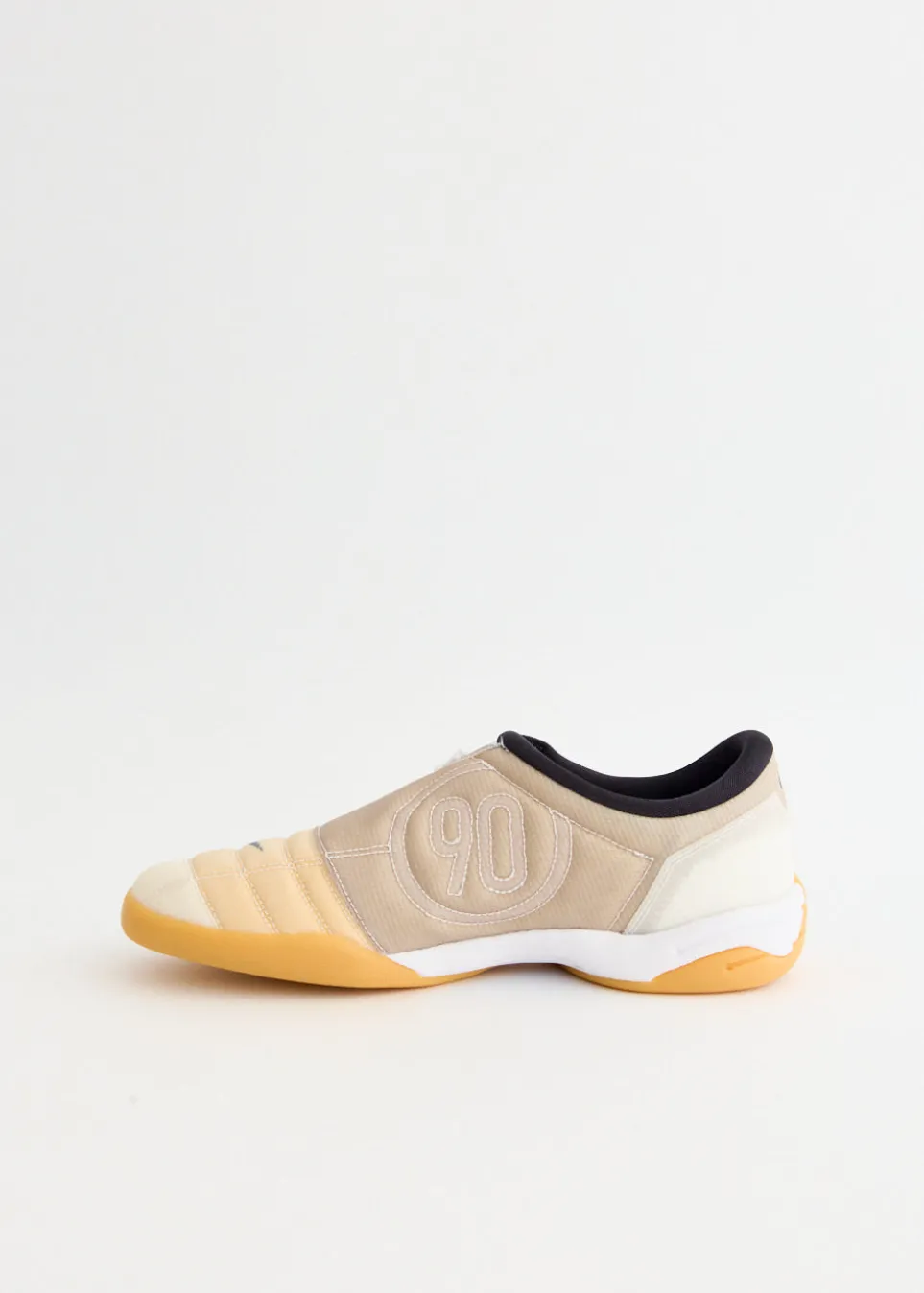 Total 90 'White Black' Sneakers