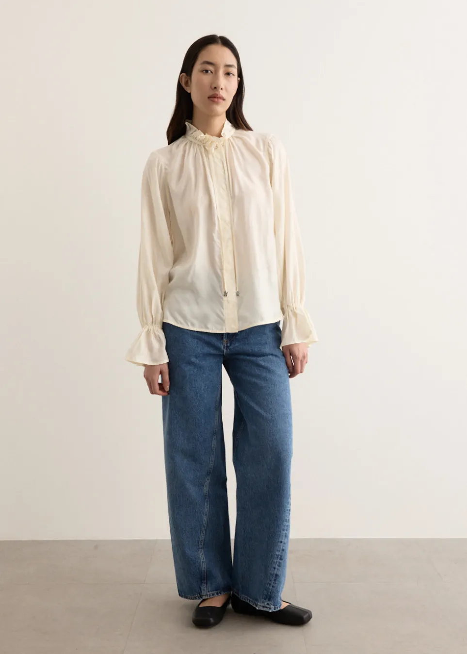 Twist Low Slung Baggy Jeans