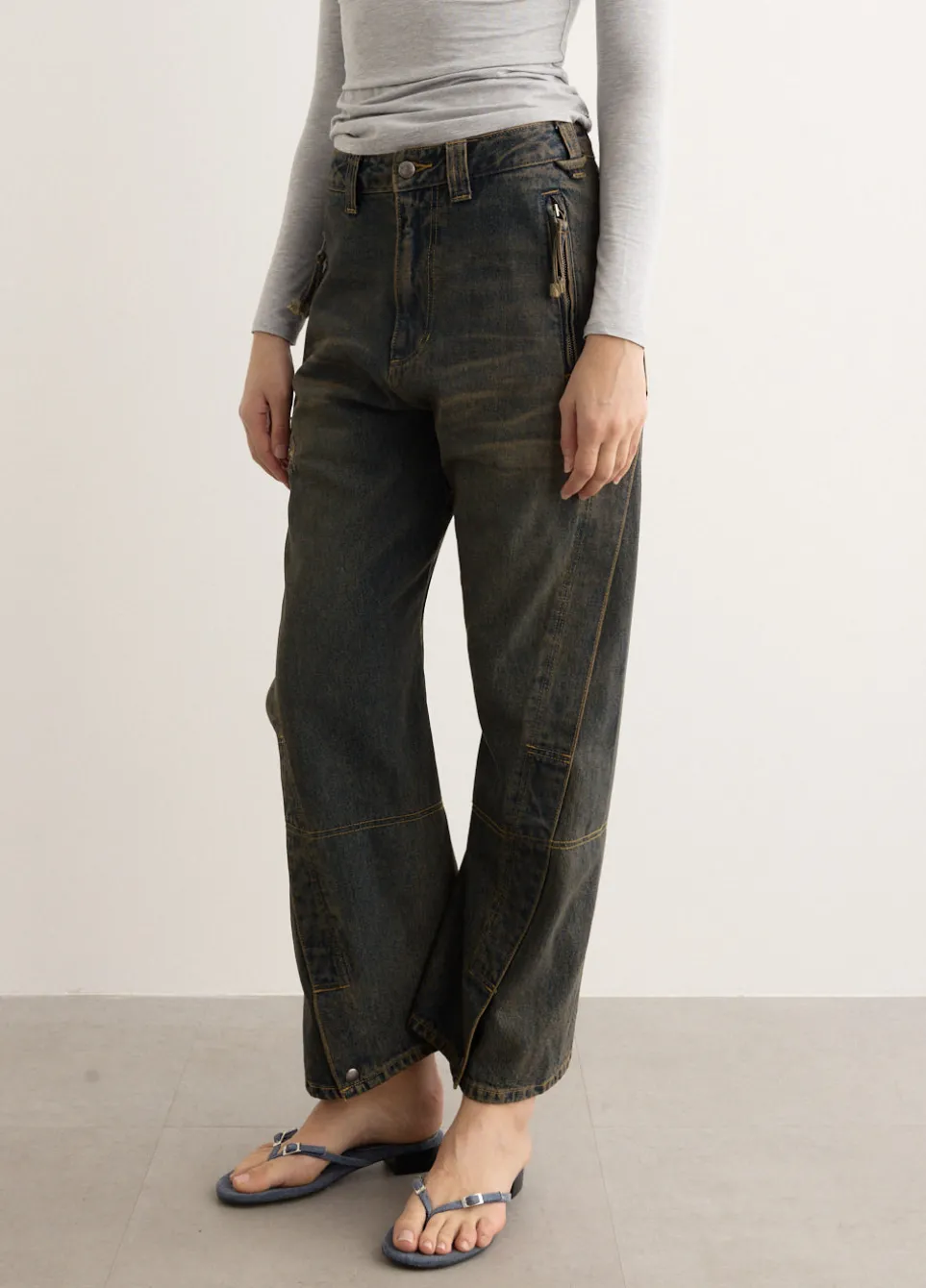 Unisex Twisted Zipper Pocket Jeans