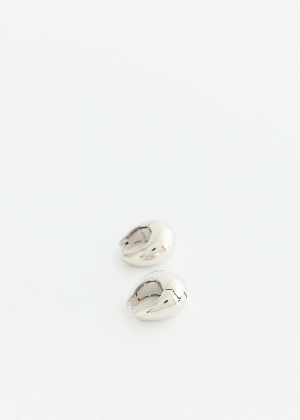 Volume Waterdrop One-touch Earrings Medium
