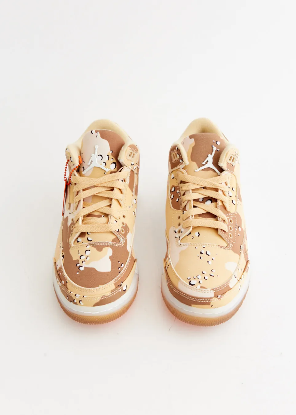 Women's Air Jordan 3 Retro 'Georgia Peach' Sneakers