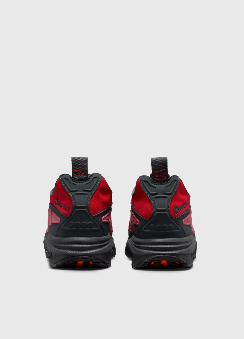 Women's Air Max SNDR Gore-Tex 'Hyper Crimson' Sneakers