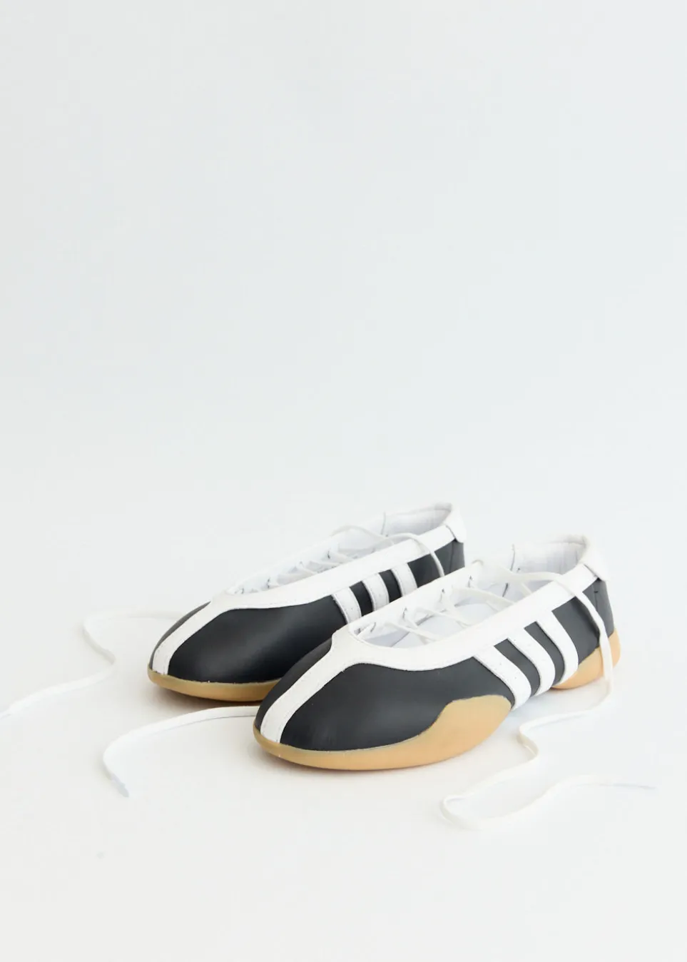 Women's Taekwondo Mei 'Core Black' Ballet Sneakers