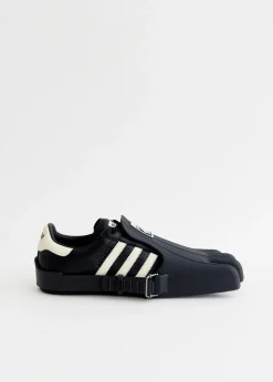 x Avavav Superfinger Superstar Sneakers