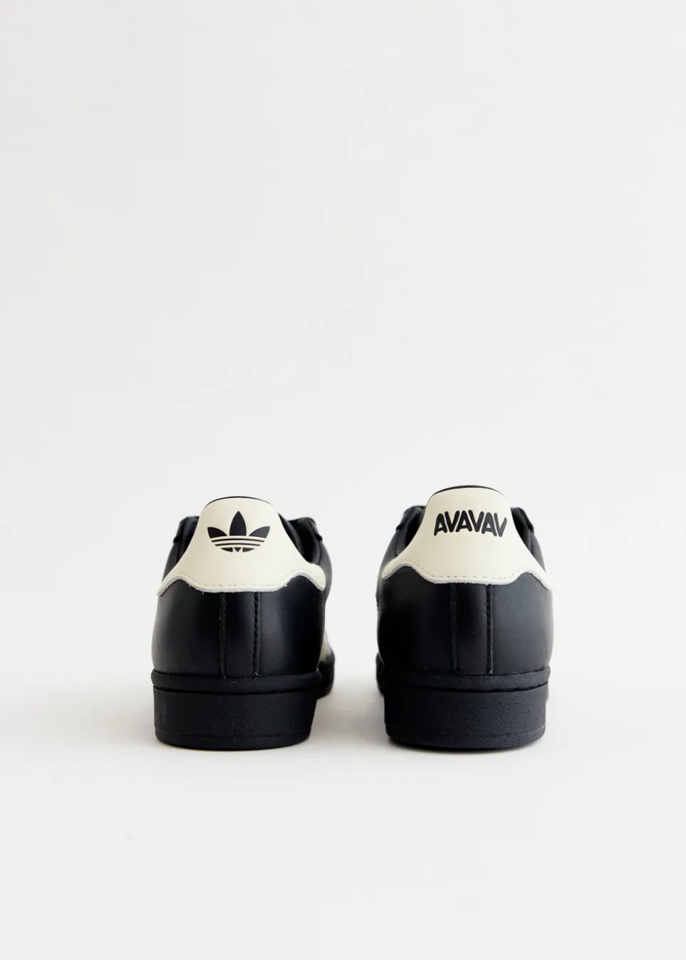 x Avavav Superfinger Superstar Sneakers