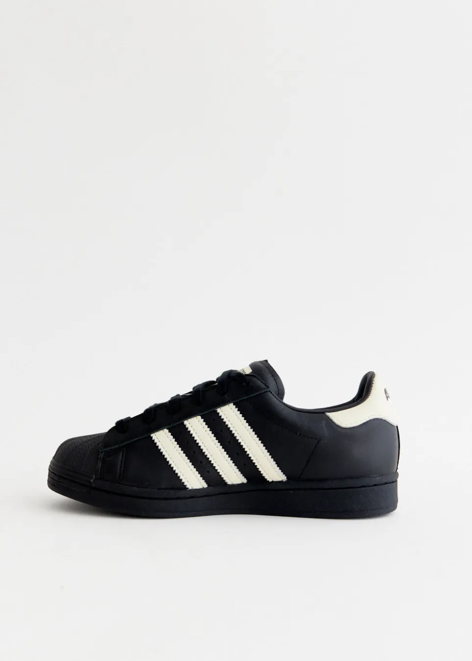 x Avavav Superfinger Superstar Sneakers