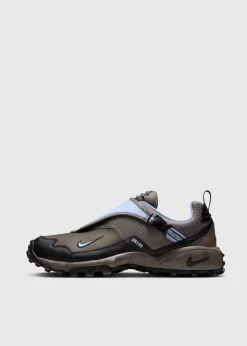 ACG Phassad 'Cave Stone Aluminium' Sneakers