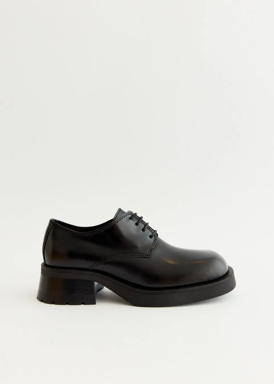 Althea Brogues