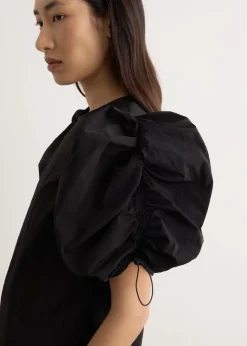 Amari Top