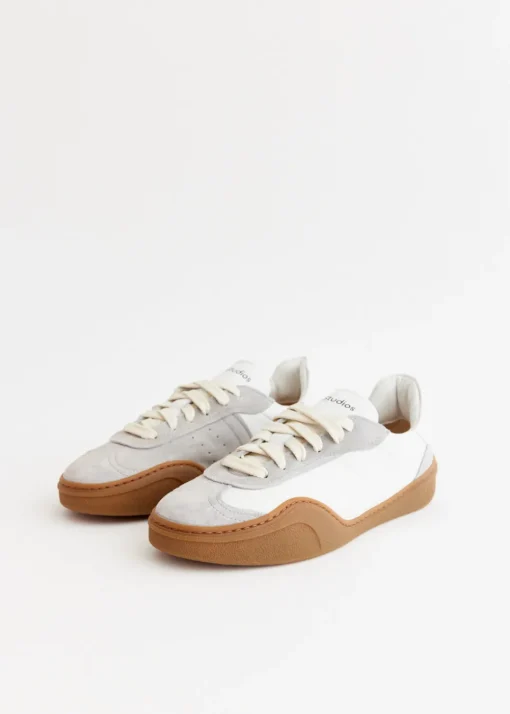 Bars W Sneakers