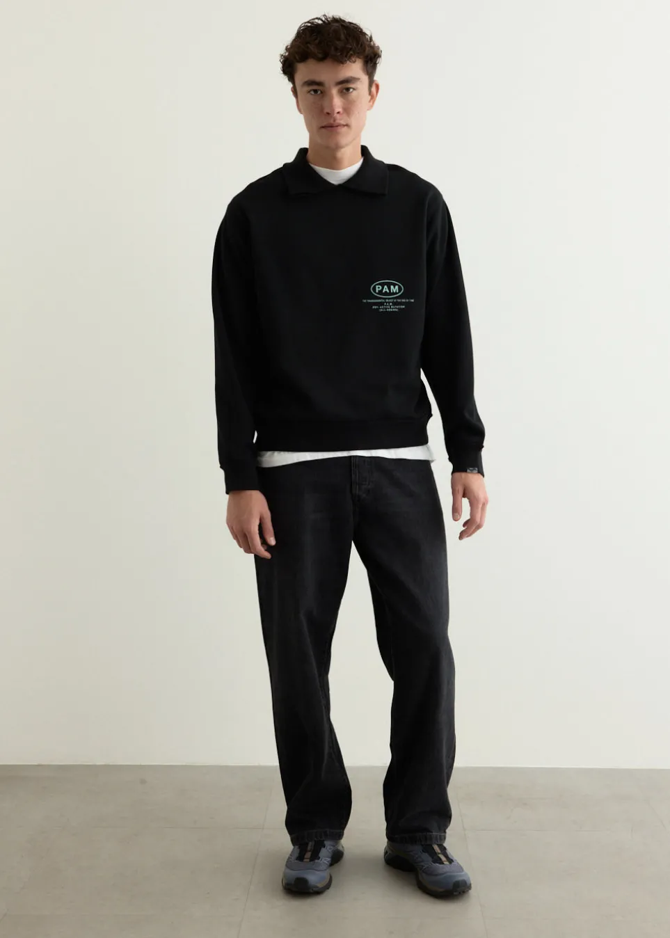 Between Chaos Collared Sweat