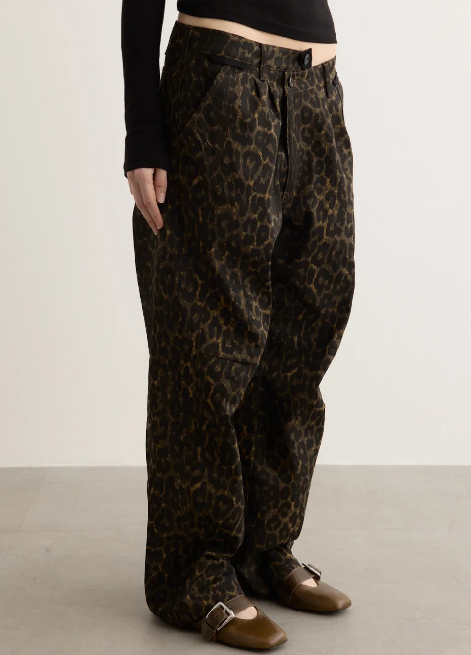 Crossover Carpenter Jeans