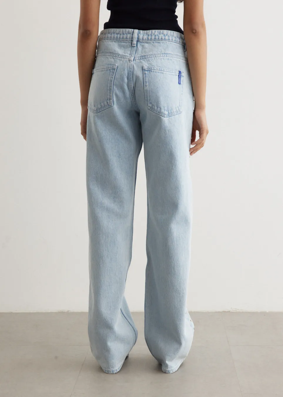 Crowd Jeans