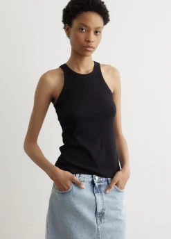 Curved Rib Tank