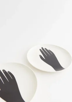 Dinner Plates Les Mains