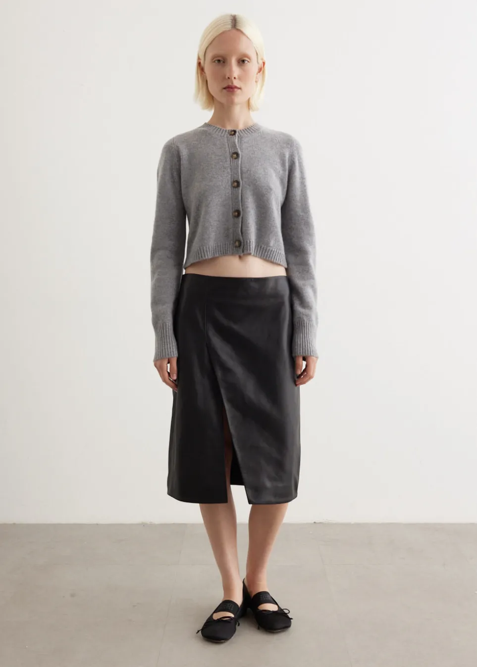 Ekare Slit Skirt