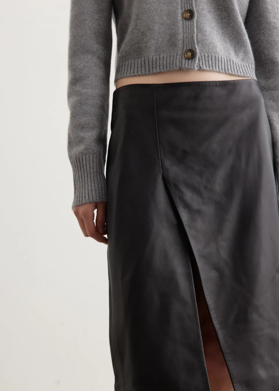 Ekare Slit Skirt