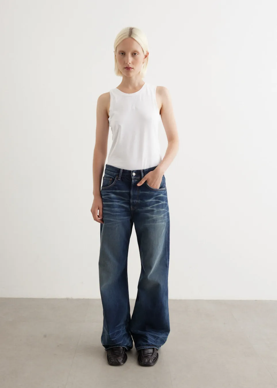 Elando Face Tank Top