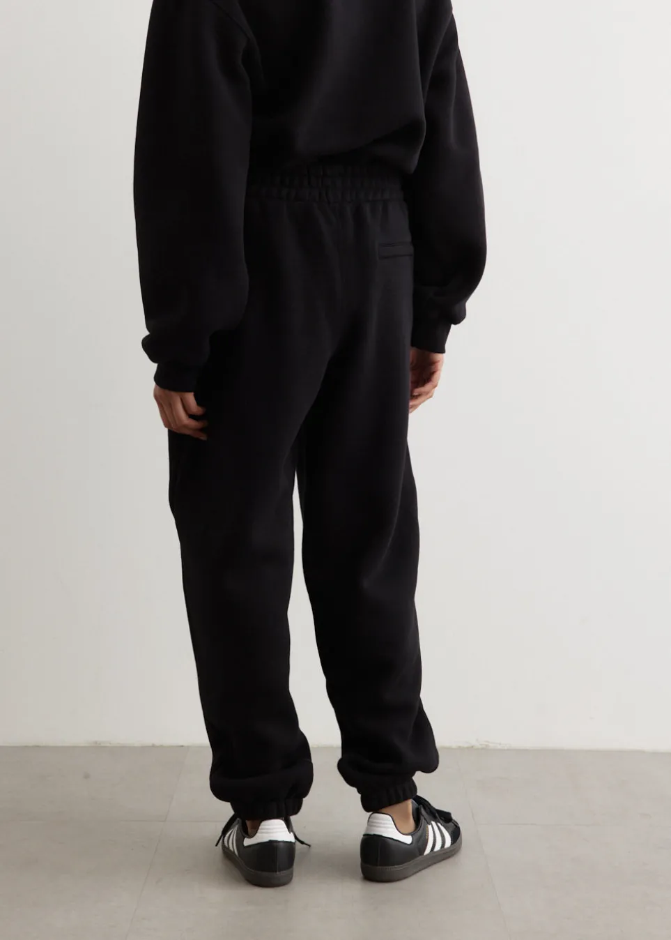 Essential Terry Classic Sweatpants