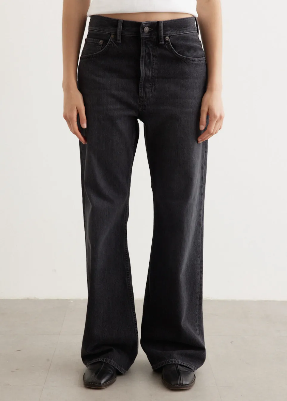 2021F Loose Fit Jeans