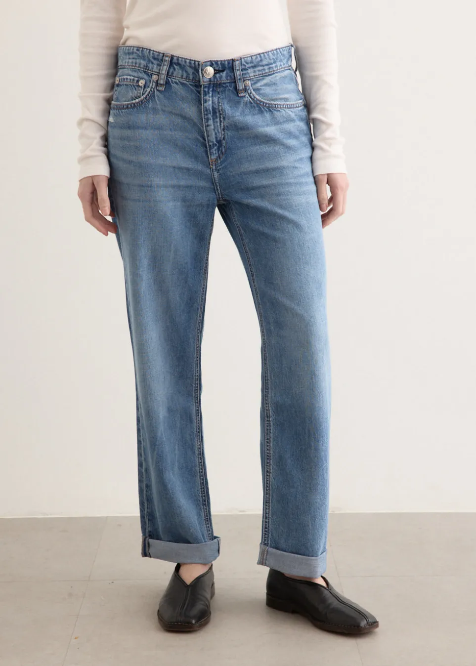 Featherweight Baggy Dre Boyfriend Jeans