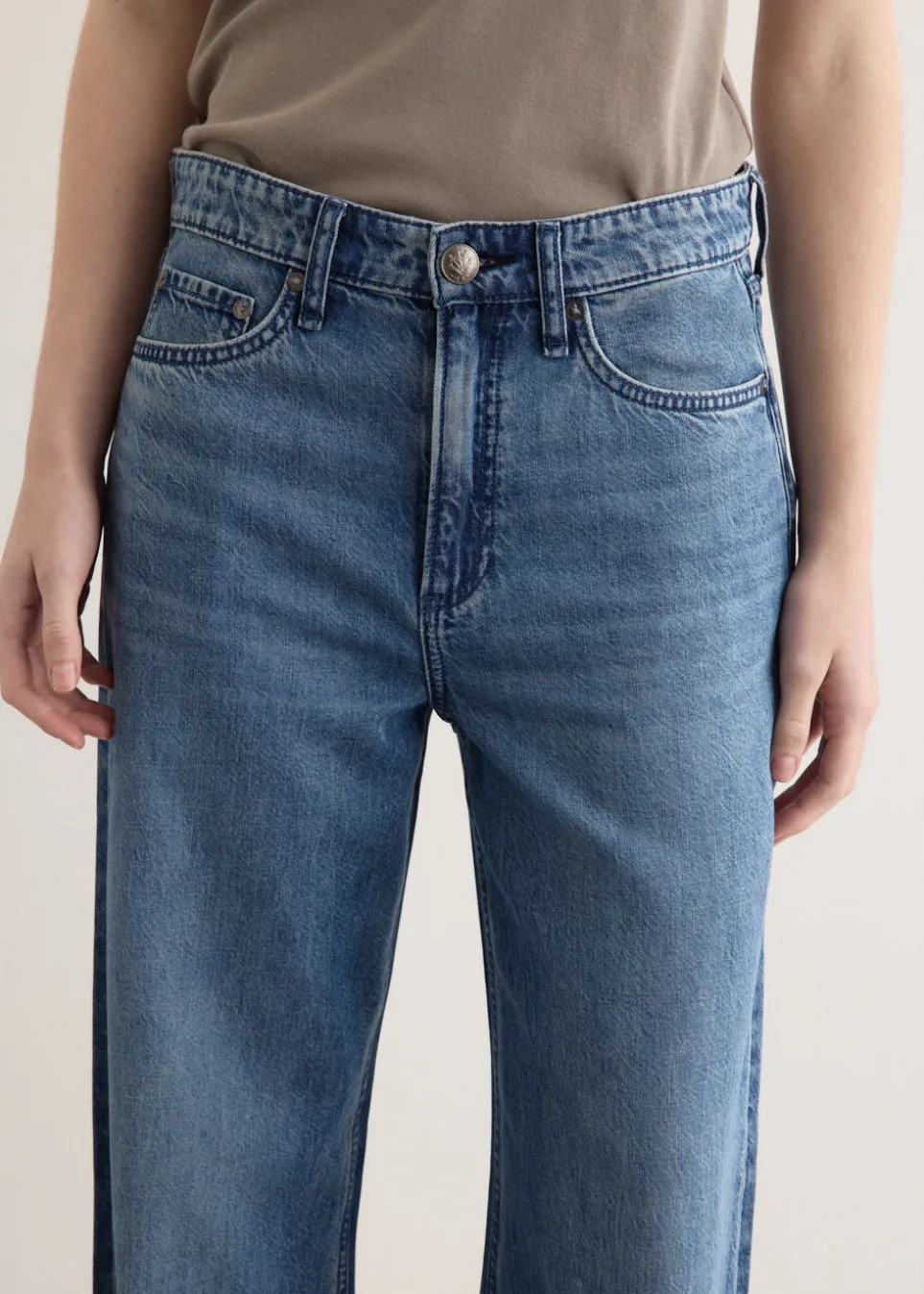 Featherweight Logan Jeans