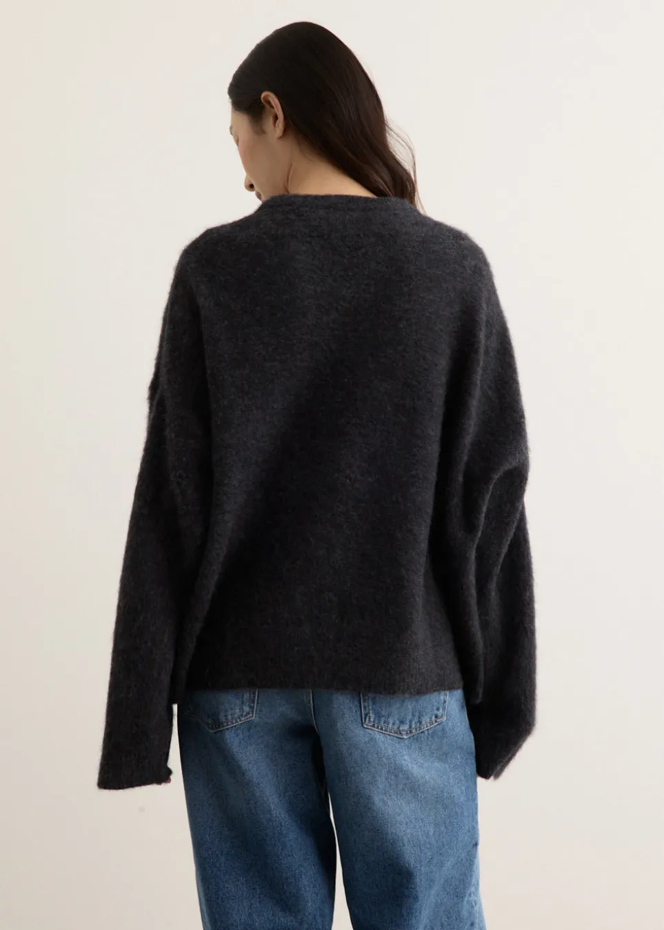 Fine Brushed Alpaca Banana Oversized O-neck Jumper